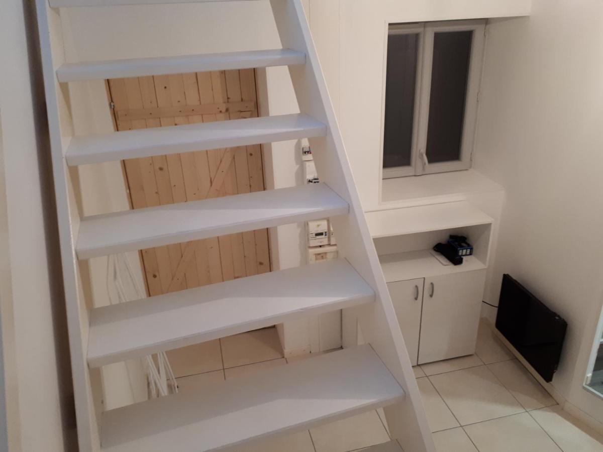Appartement En Duplex Viviers Екстериор снимка